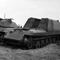 1/35 Metal Mirrored Track Links with Pins: German Geschützwagen Tiger Model